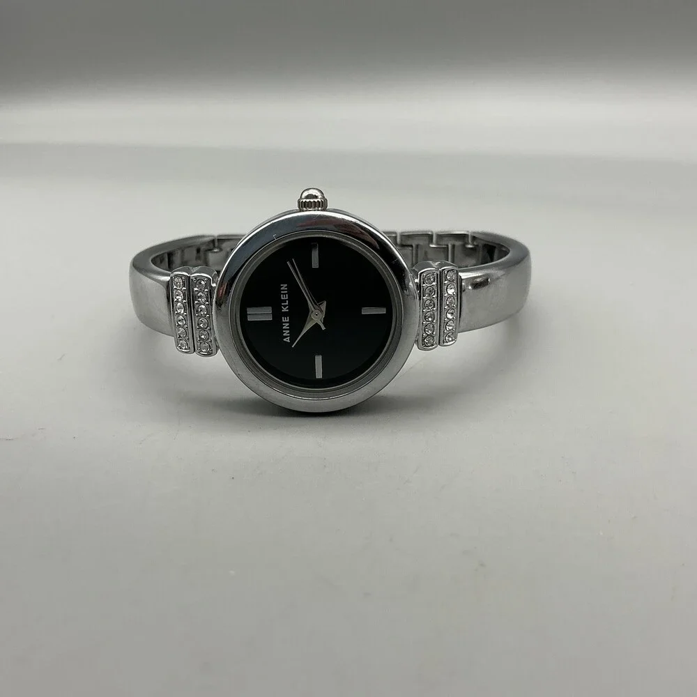 Anne Klein see photos